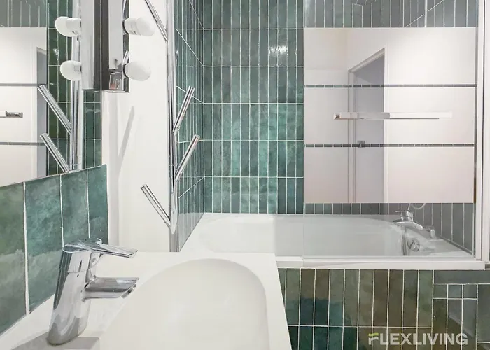 Charming Bright One-bedroom Flat With Private Balcony And Shared Swimming